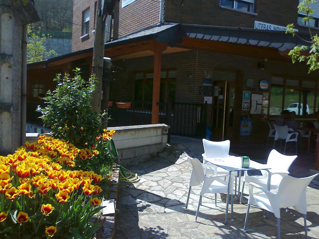 Hostal El Peregrino Ла-Портела-де-Валькарсе Экстерьер фото