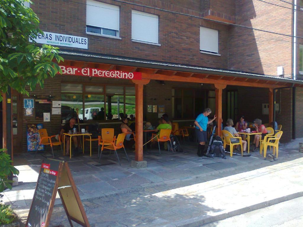 Hostal El Peregrino Ла-Портела-де-Валькарсе Экстерьер фото