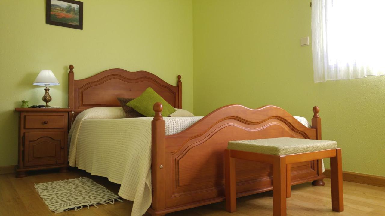 Hostal El Peregrino Ла-Портела-де-Валькарсе Экстерьер фото
